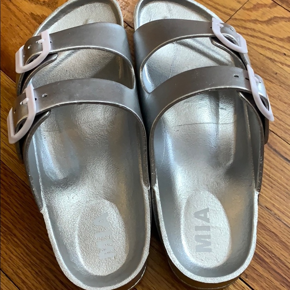 MIA Slide On Sandal Sliver - Picture 3 of 7